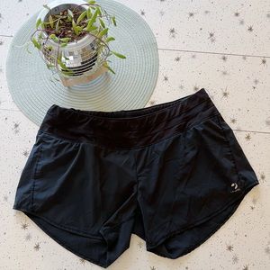 Oiselle Mac Roga Shorts